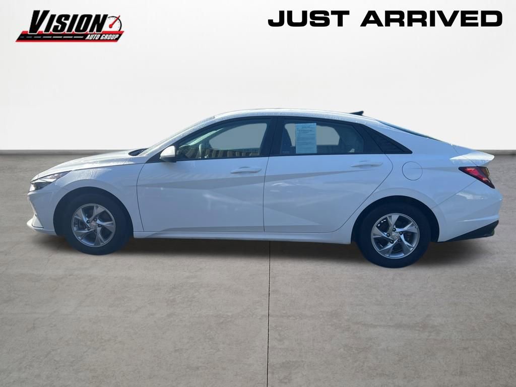 Used 2023 Hyundai Elantra SE FWD image 7