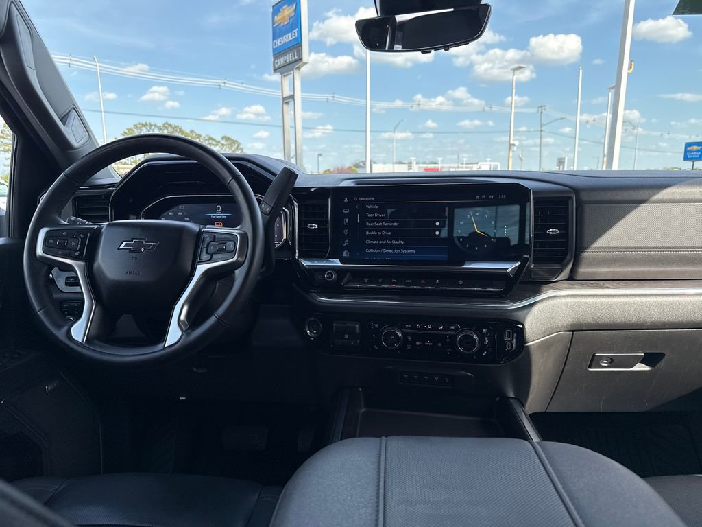Used 2024 Chevrolet Silverado 2500 LTZ w/ LTZ Plus Package AWD/4WD image 15