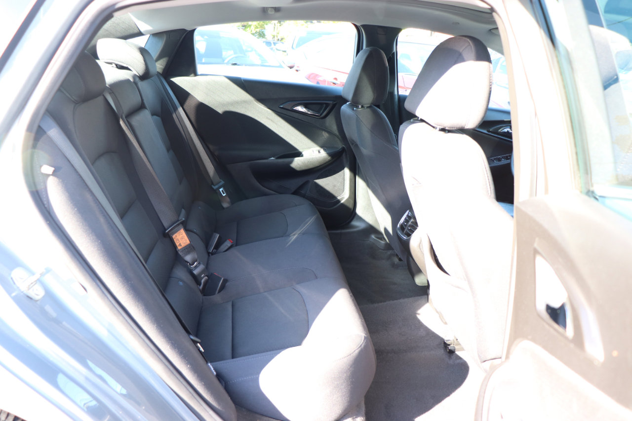Used 2024 Chevrolet Malibu LT image 13