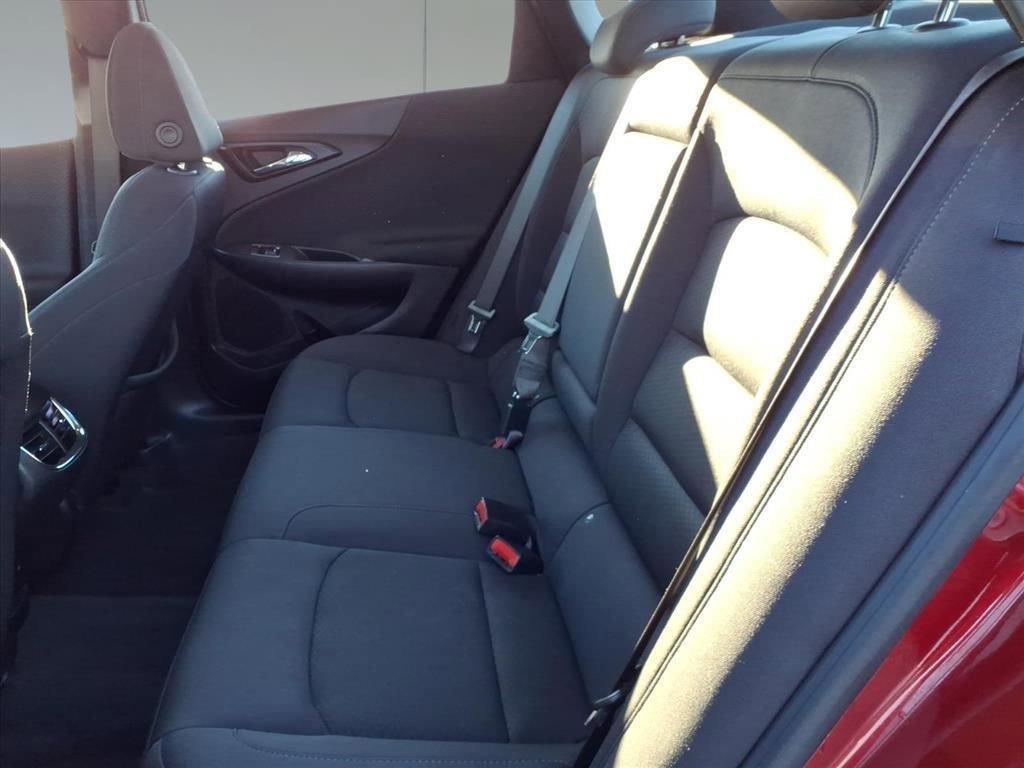 Used 2024 Chevrolet Malibu LT image 26