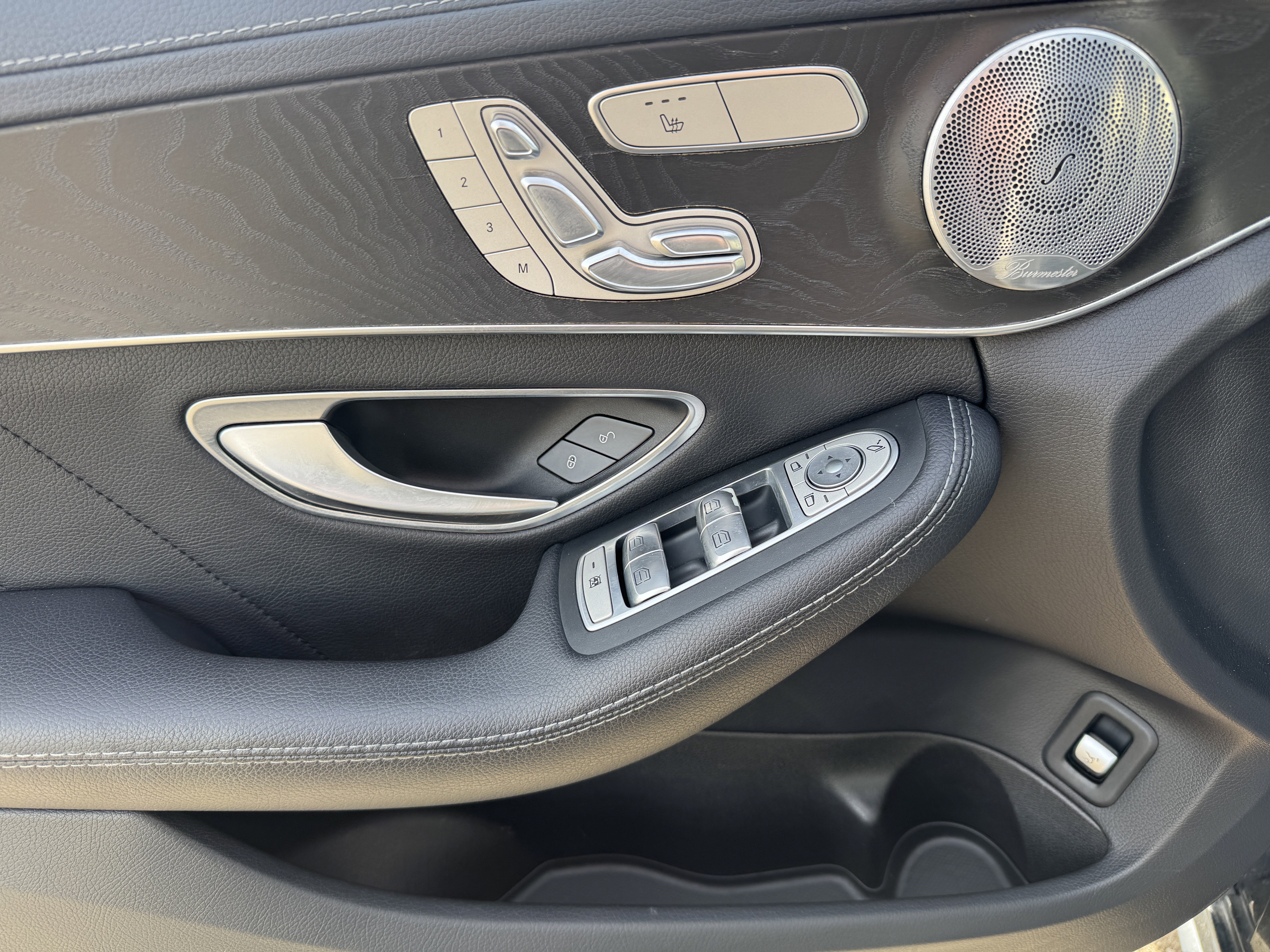 Used 2016 Mercedes-Benz C 300 4MATIC Sedan image 9