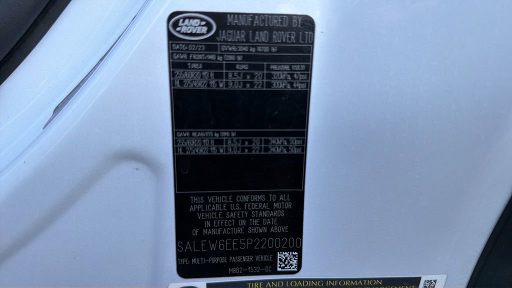 Used 2023 Land Rover Defender 90 V8 image 25