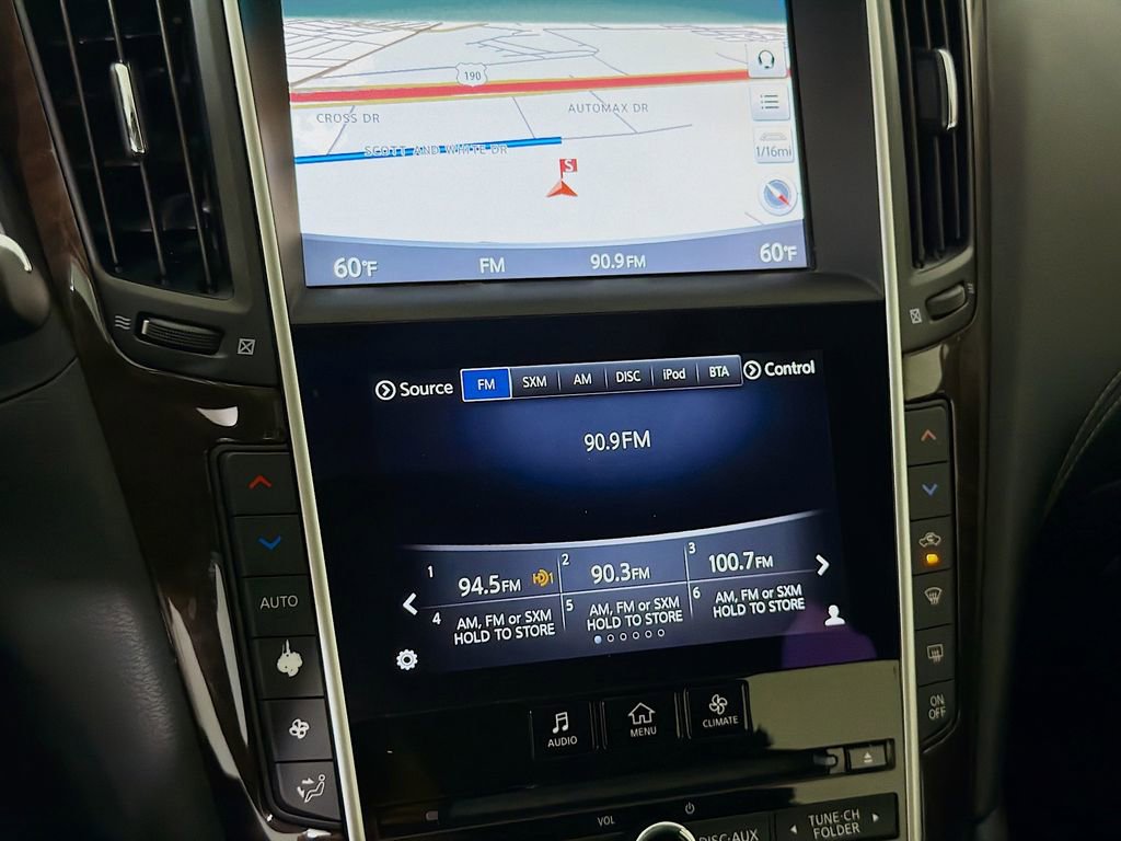 Used 2018 INFINITI Q50 Luxe w/ Essential Package (3.0T Luxe) AWD/4WD image 17