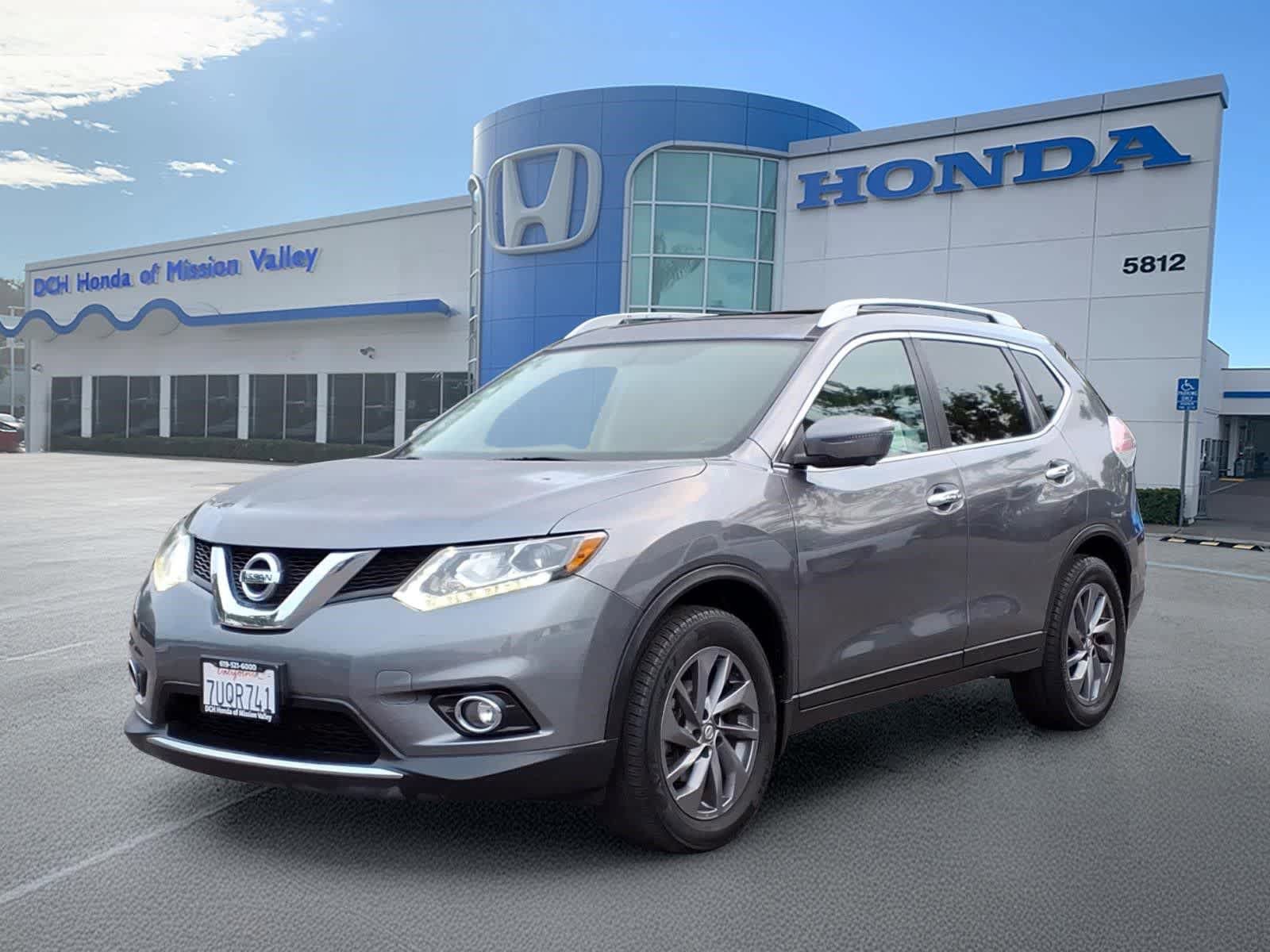 Used 2016 Nissan Rogue SL w/ SL Premium Package