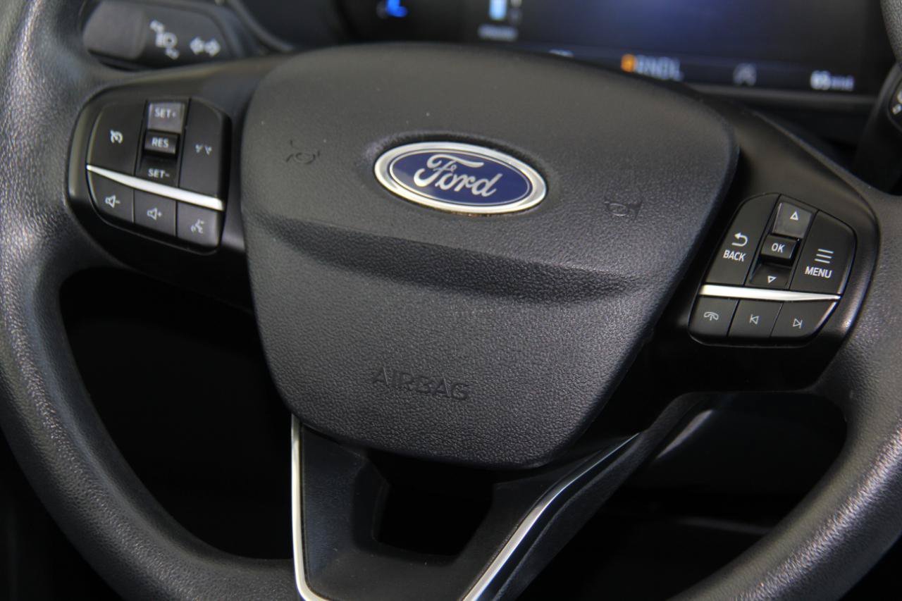 Used 2025 Ford Escape Active AWD/4WD image 12