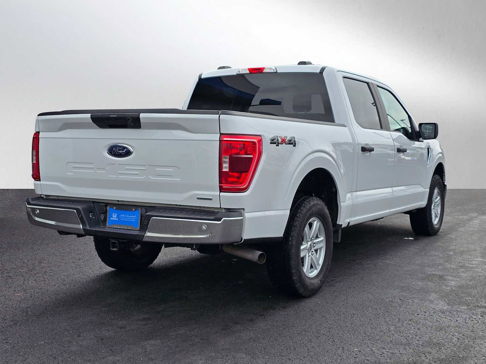 Used 2021 Ford F150 XLT w/ Trailer Tow Package image 3