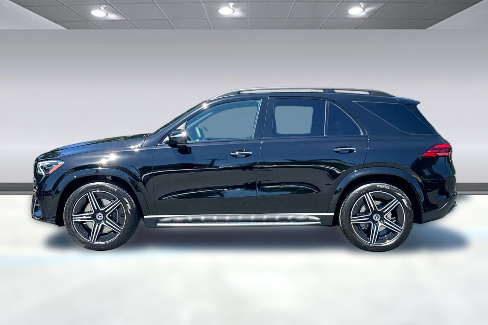 New 2026 Mercedes-Benz GLE 450 4MATIC image 2