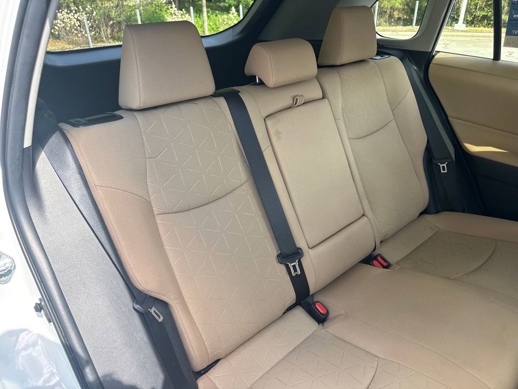 Used 2022 Toyota RAV4 XLE w/ Convenience Package image 32