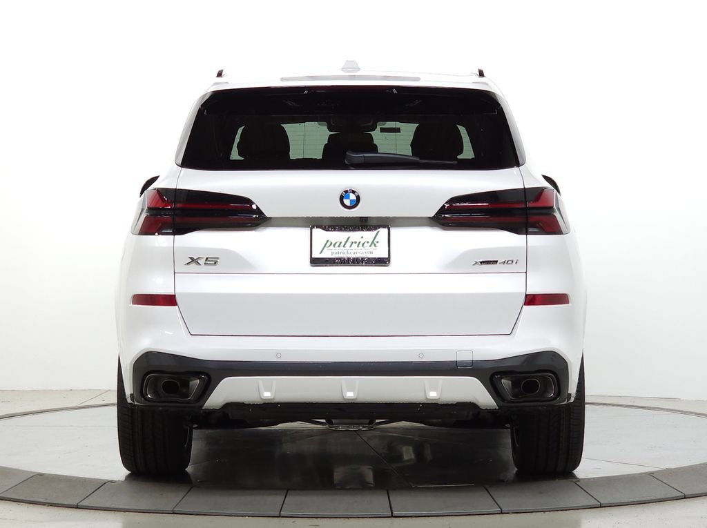 Used 2026 BMW X5 xDrive40i w/ M Sport Package AWD/4WD image 6
