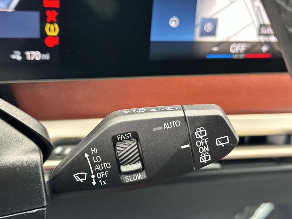 Used 2023 BMW iX xDrive50 image 20