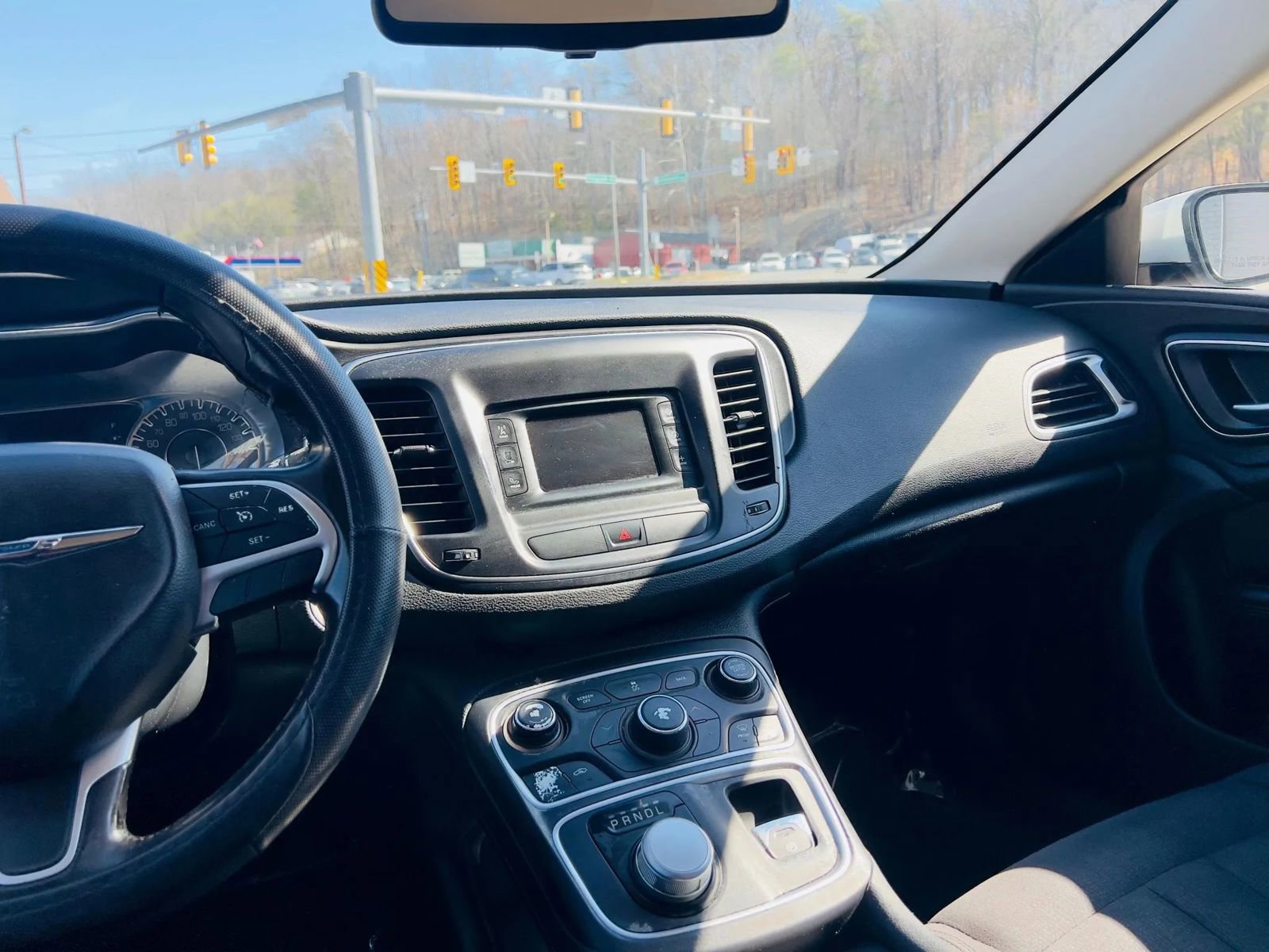 Used 2015 Chrysler 200 Limited w/ Convenience Group FWD image 17