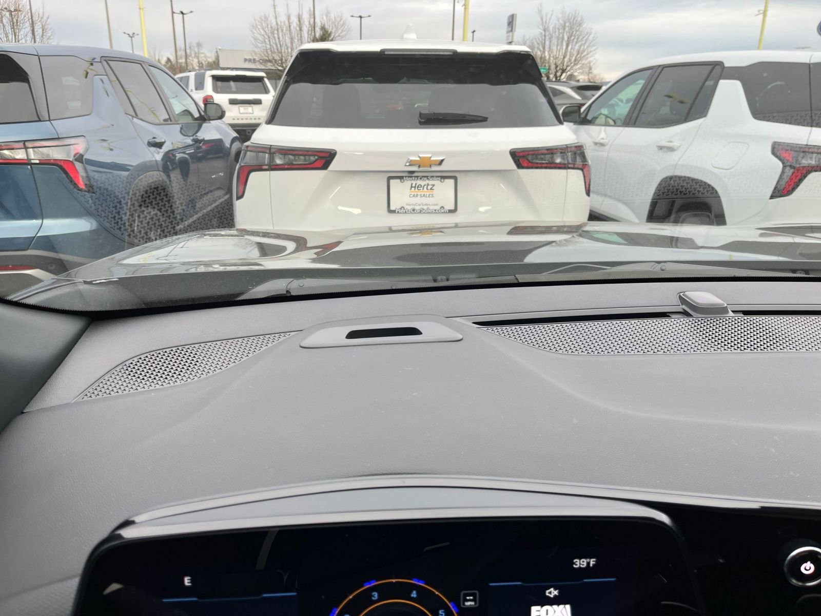 Used 2025 Chevrolet Equinox LT image 34