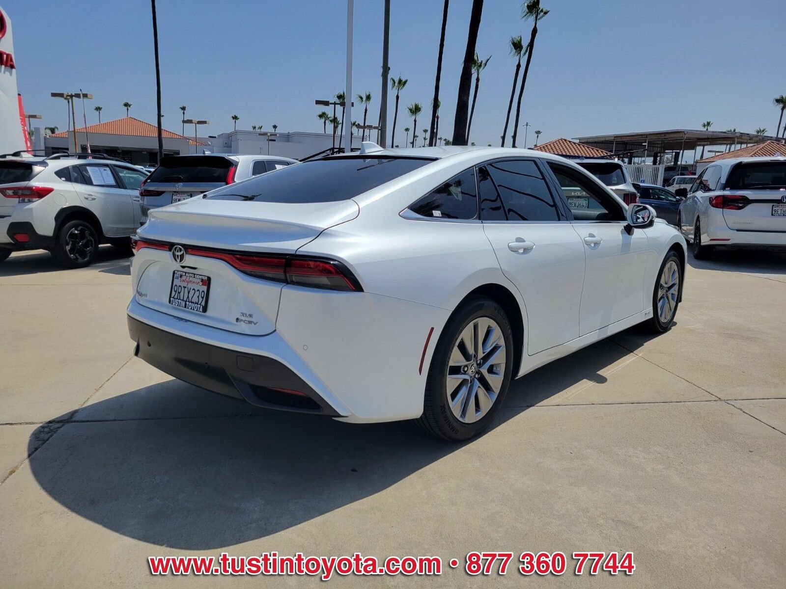 Used 2024 Toyota Mirai w/ Advanced Technology Package RWD image 4