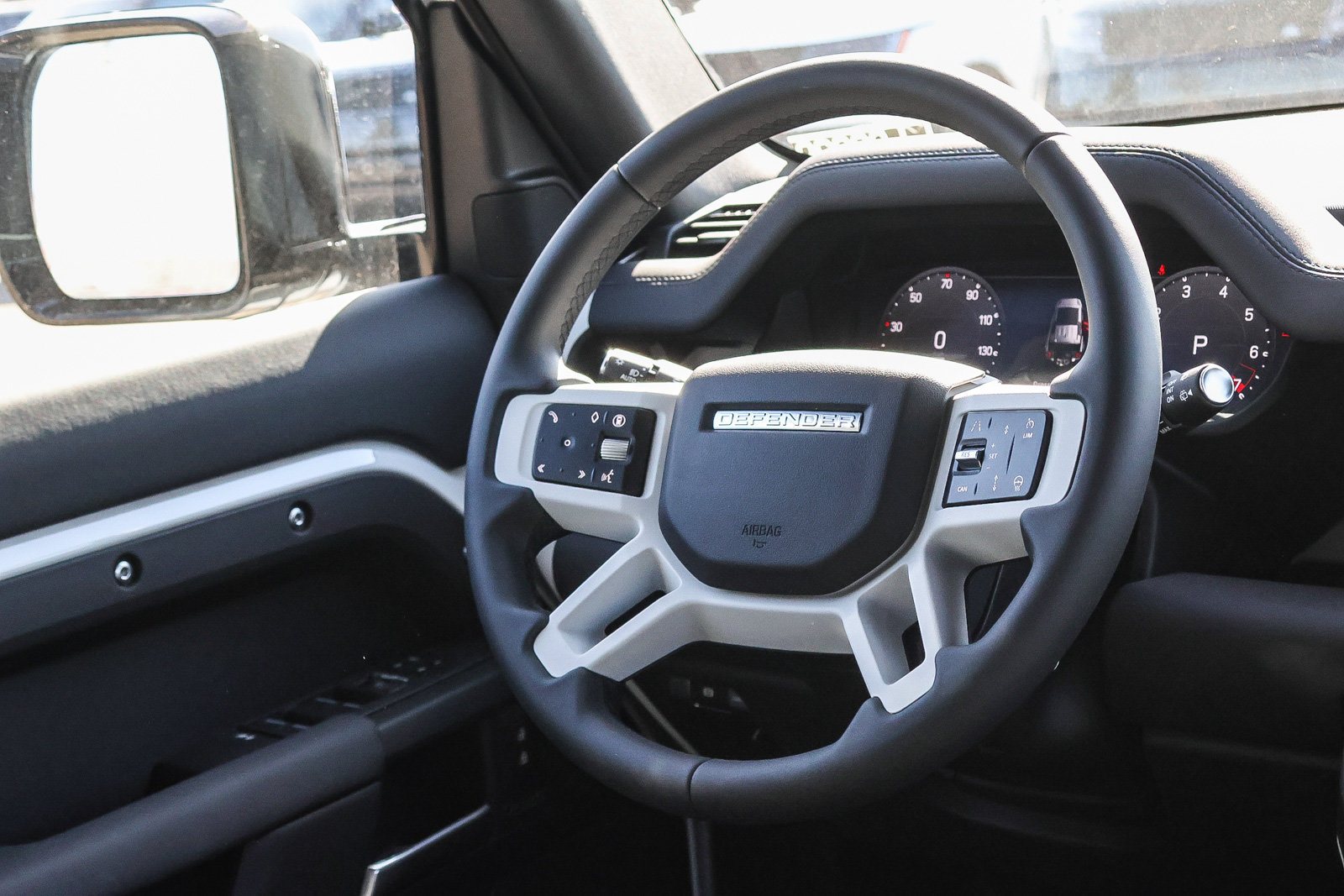 New 2026 Land Rover Defender 110 X-Dynamic SE AWD/4WD image 22