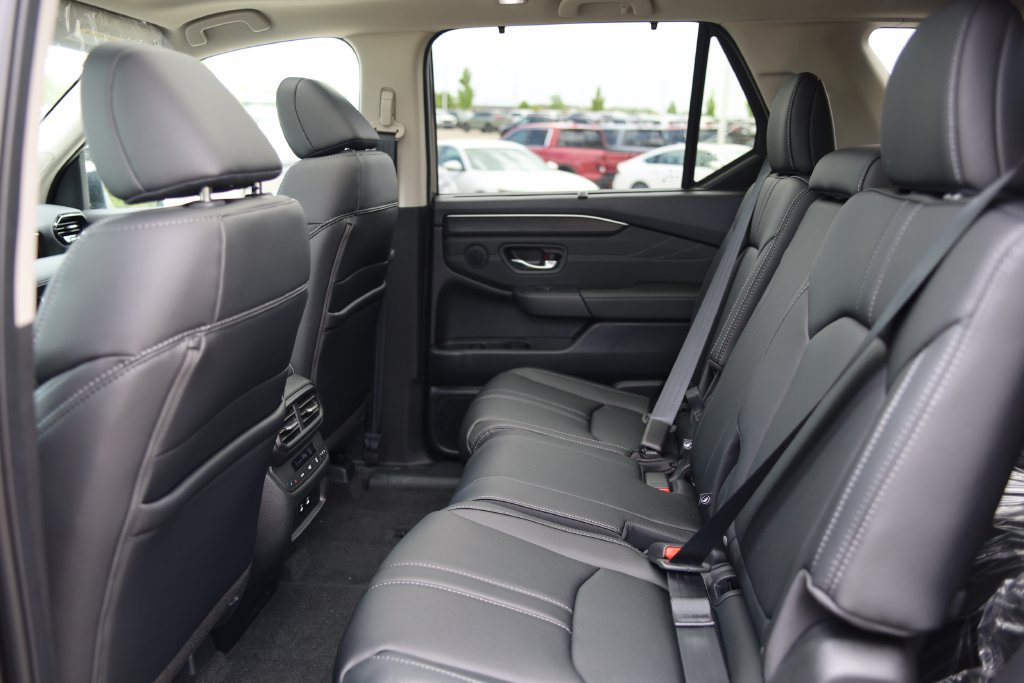 New 2026 Honda Pilot Touring image 28