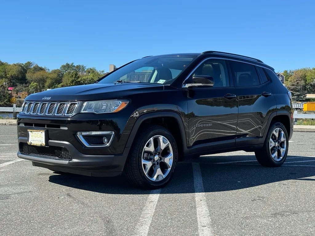 Used 2020 Jeep Compass Limited w/ Safety & Security Group image 3