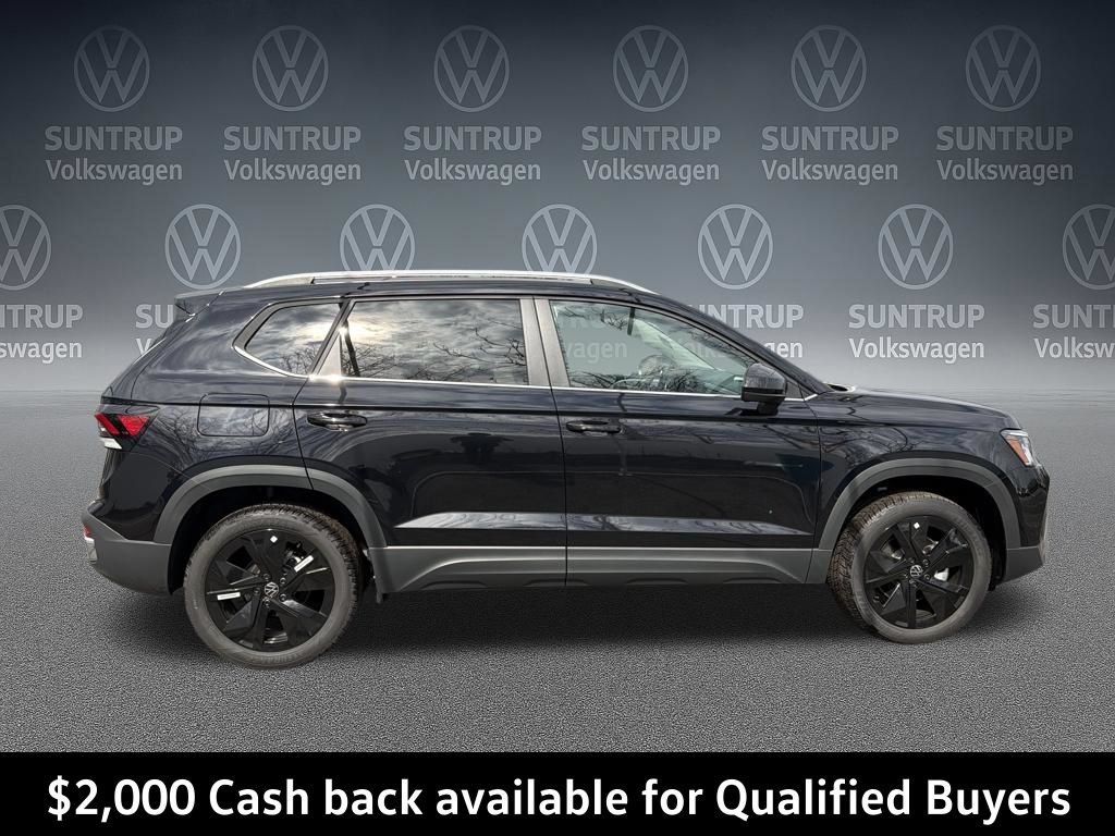 New 2026 Volkswagen Taos SE FWD image 6