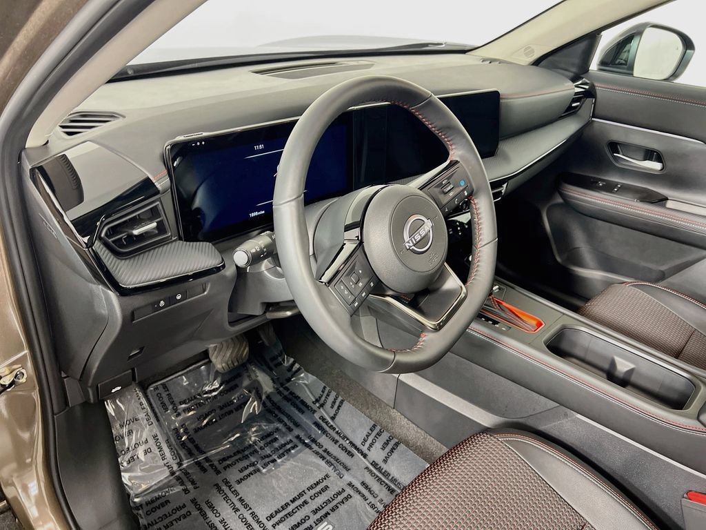 Used 2026 Nissan Kicks SR w/ SR Premium Package AWD/4WD image 8