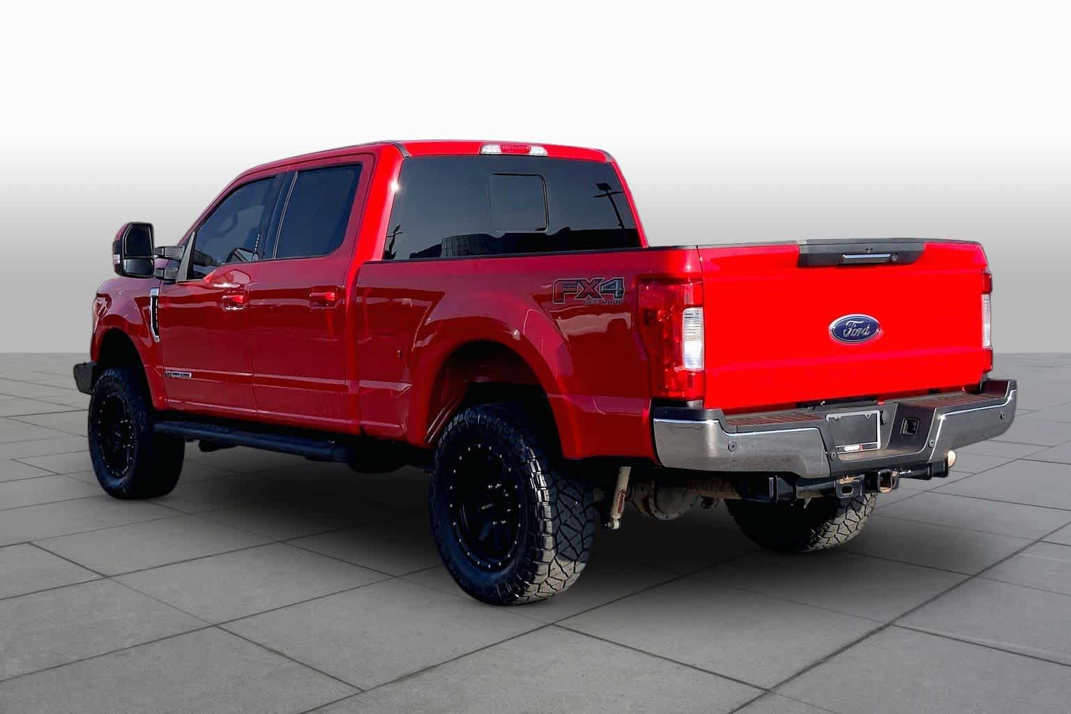 Used 2017 Ford F250 Lariat w/ Lariat Value Package AWD/4WD image 12