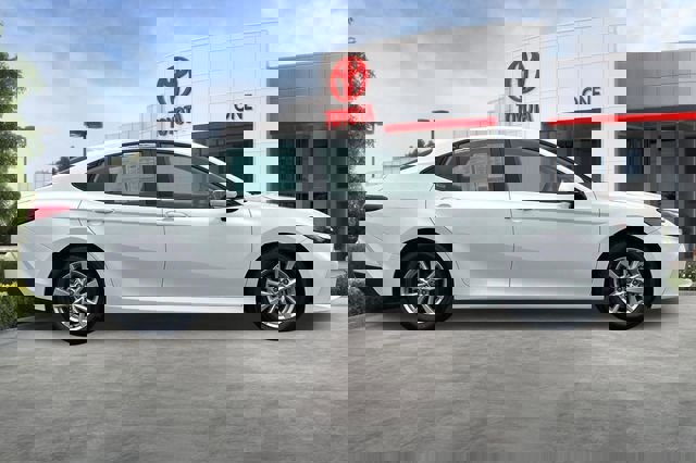 Certified 2025 Toyota Camry LE image 3