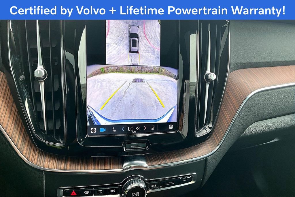 Used 2024 Volvo XC60 B5 Plus w/ Protection Package Premier image 30