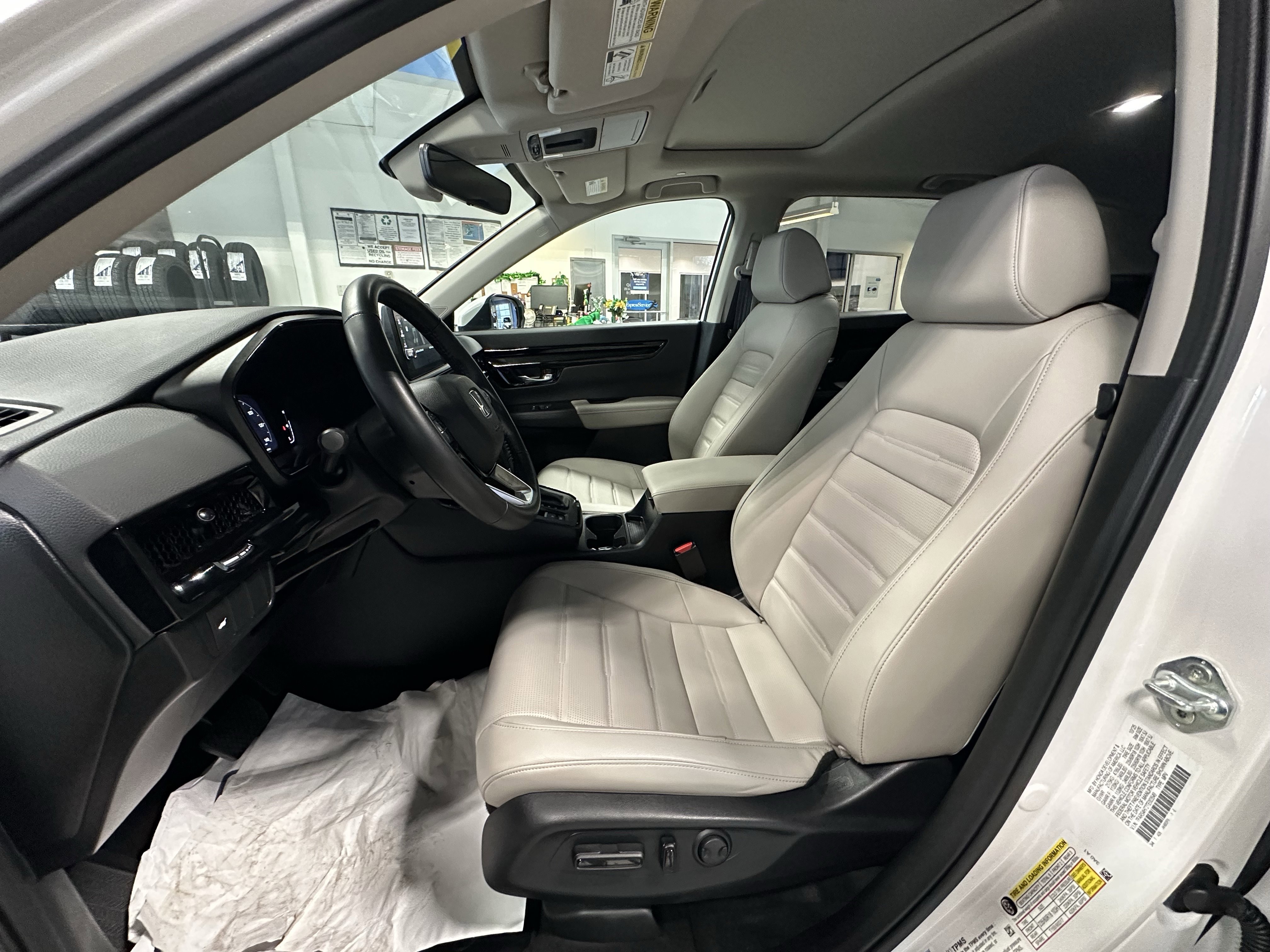 Used 2026 Honda CR-V EX-L image 8