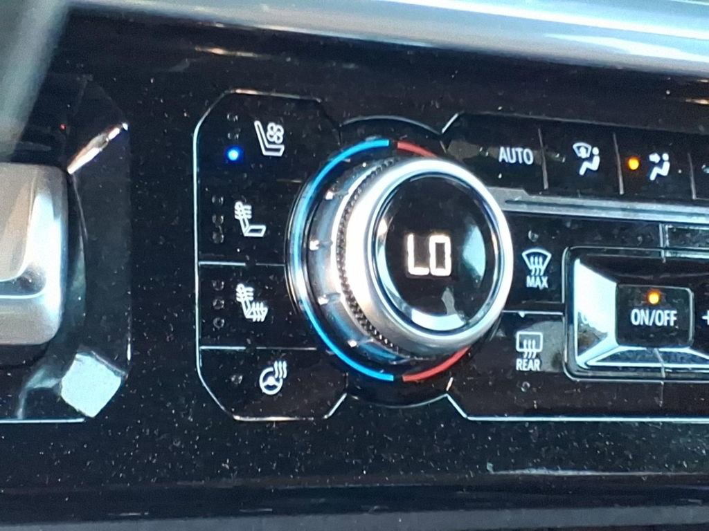 Used 2023 GMC Sierra 1500 Denali Ultimate image 18