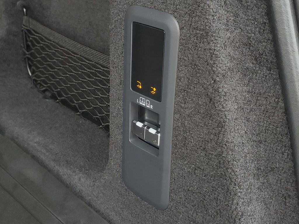 New 2026 Land Rover Range Rover Sport Dynamic SE image 32