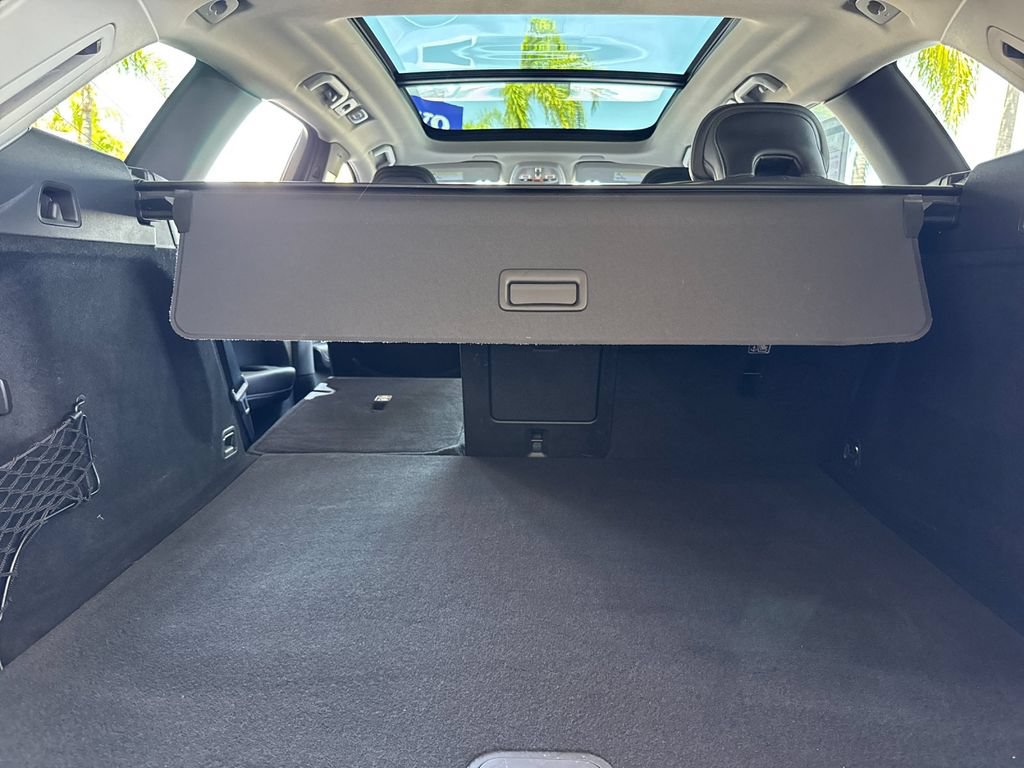 Certified 2023 Volvo XC60 B5 Ultimate AWD/4WD image 14