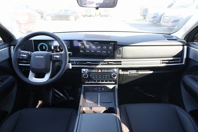 Used 2025 Hyundai Santa Fe XRT image 13