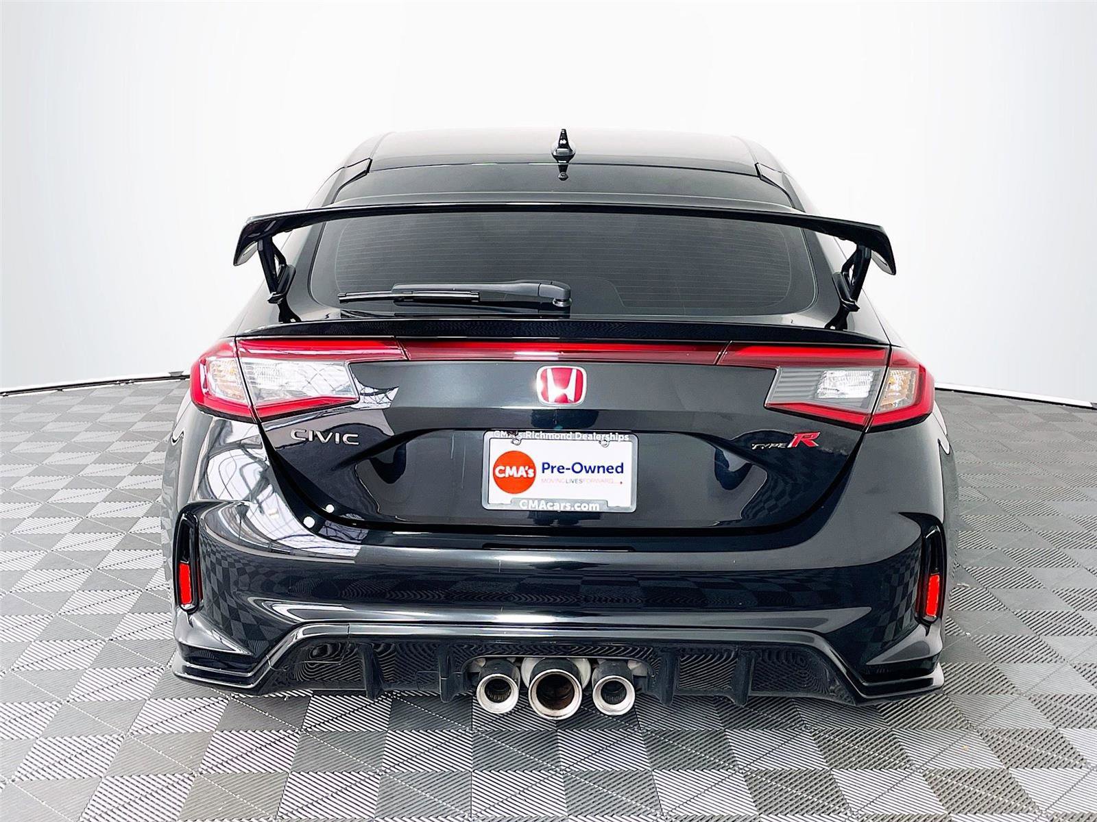 Used 2023 Honda Civic Type R image 9