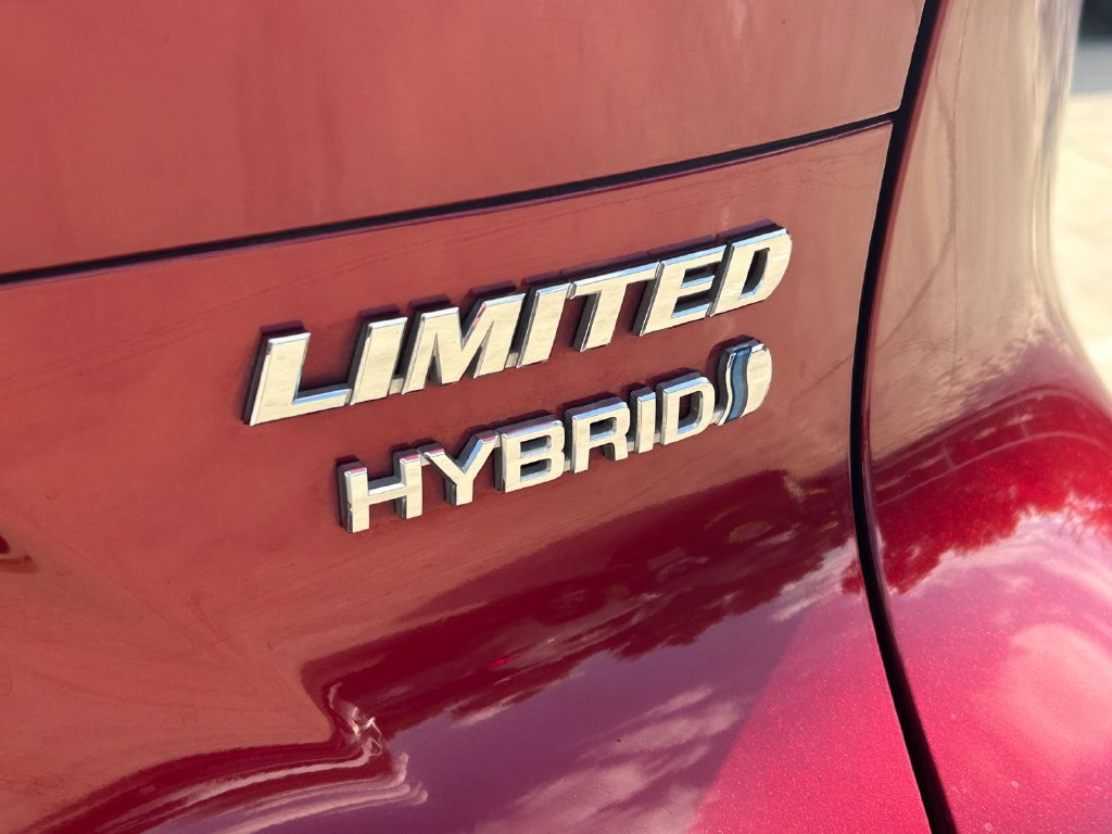 Used 2021 Toyota Venza Limited AWD/4WD image 13