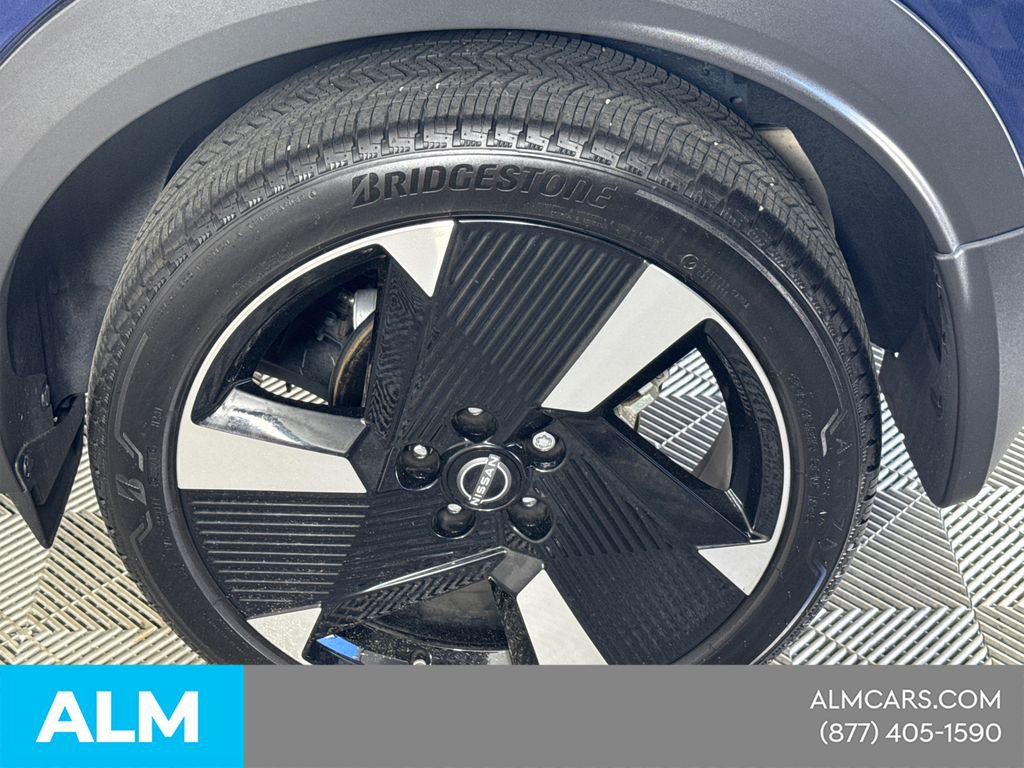 Used 2025 Nissan Kicks SR image 23