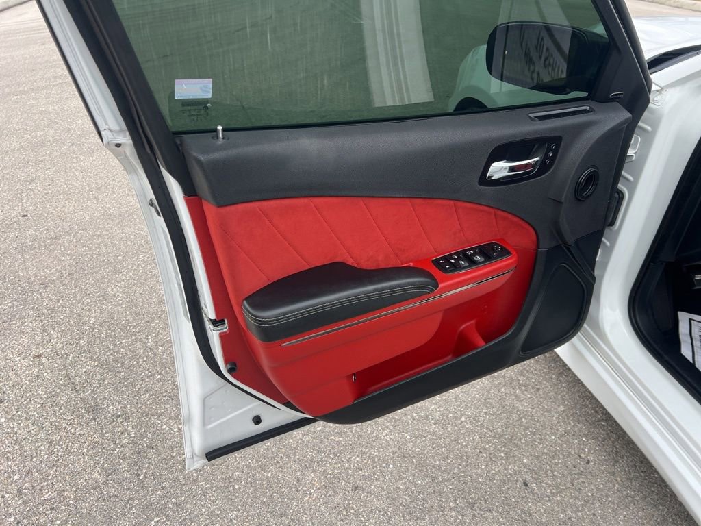 Used 2016 Dodge Charger SRT Hellcat w/ Harman/Kardon Audio Group RWD image 39