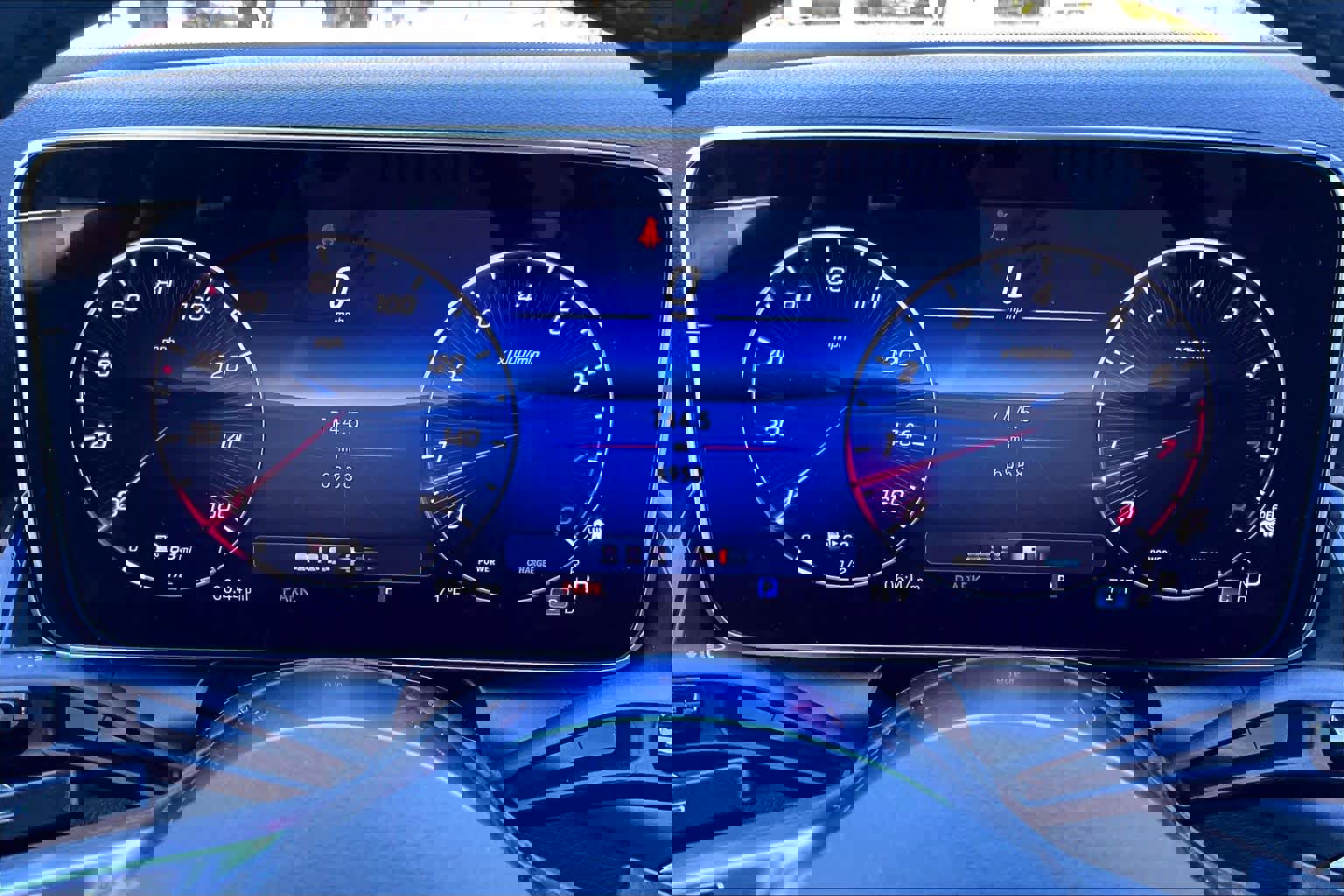 Certified 2025 Mercedes-Benz GLC 300 4MATIC image 25