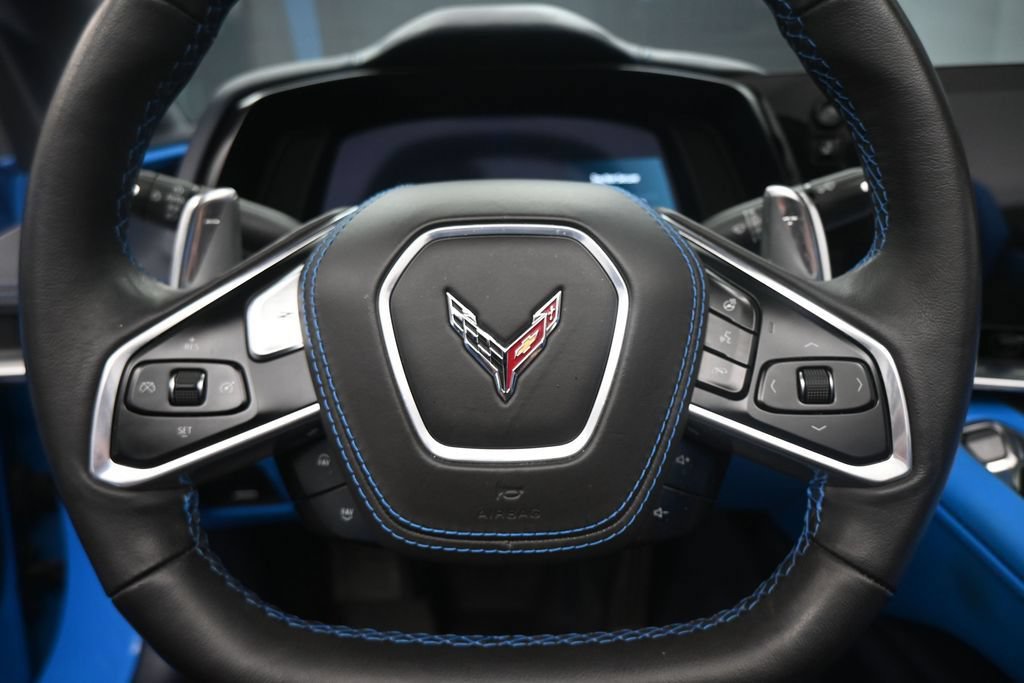 Used 2023 Chevrolet Corvette Stingray Premium Conv w/ Z51 Performance Package RWD image 10