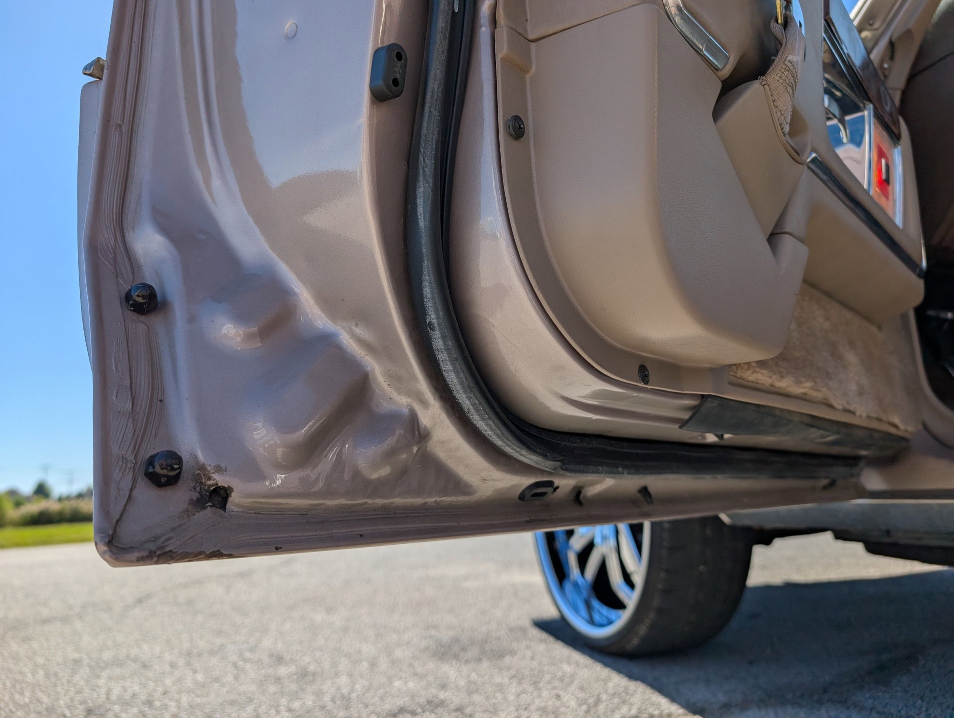 Used 1990 Cadillac Brougham image 68