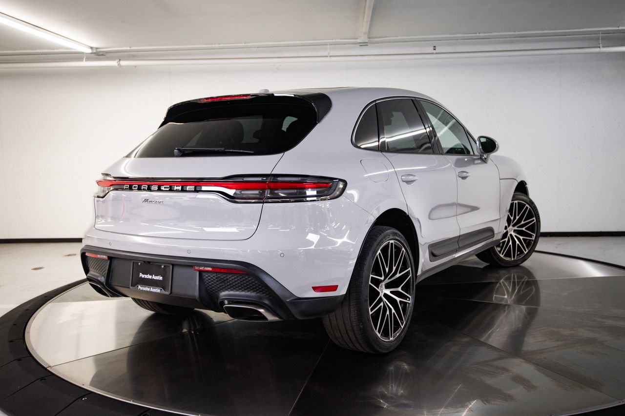 Certified 2023 Porsche Macan AWD/4WD image 7
