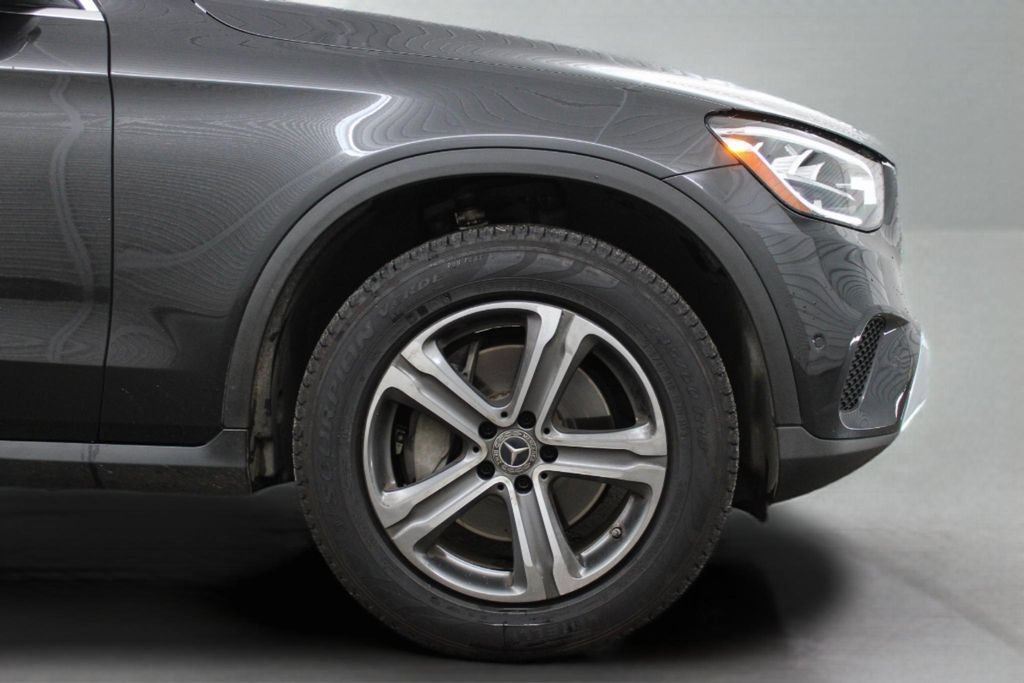 Used 2022 Mercedes-Benz GLC 300 image 14