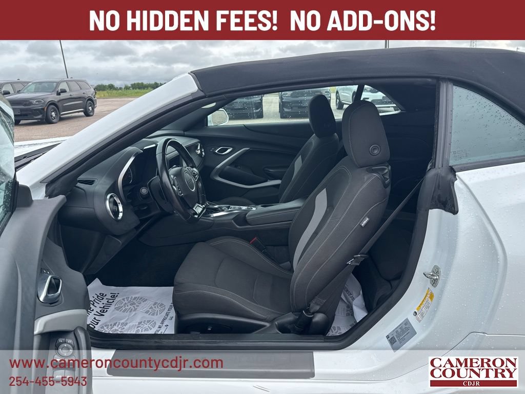 Used 2023 Chevrolet Camaro LT RWD image 16