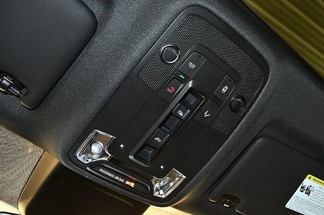 Used 2025 Audi Q3 2.0T Premium image 26