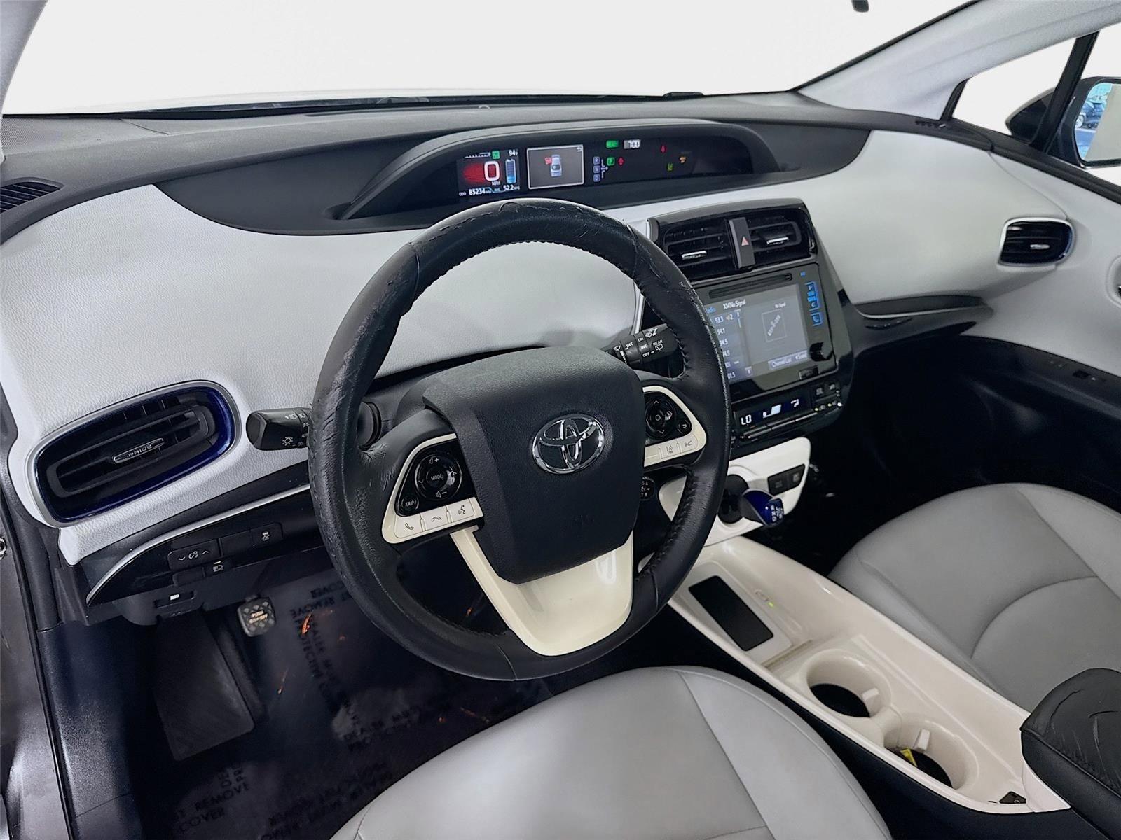 Used 2017 Toyota Prius Three Touring FWD image 10