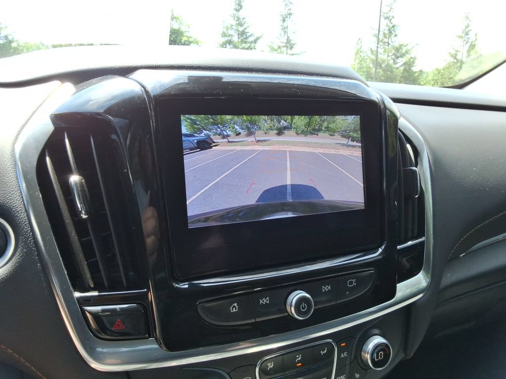 Certified 2021 Chevrolet Traverse LT FWD image 31