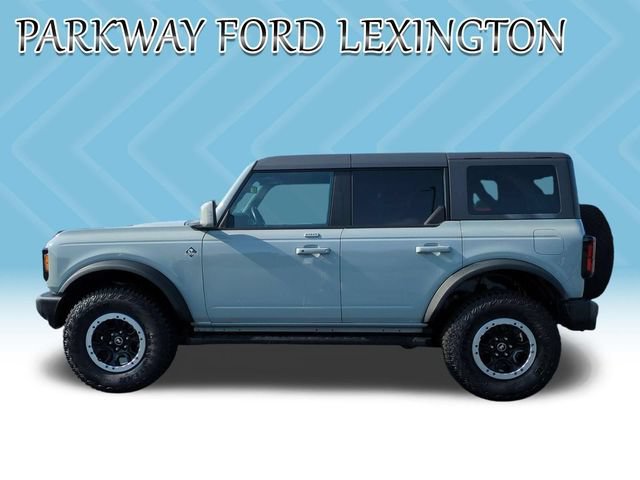 Used 2023 Ford Bronco Outer Banks w/ Sasquatch Package AWD/4WD image 2