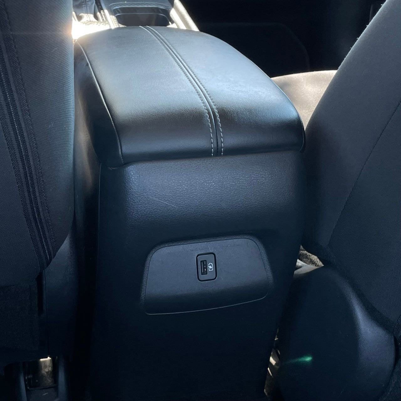 Used 2024 Nissan Sentra SV FWD image 25