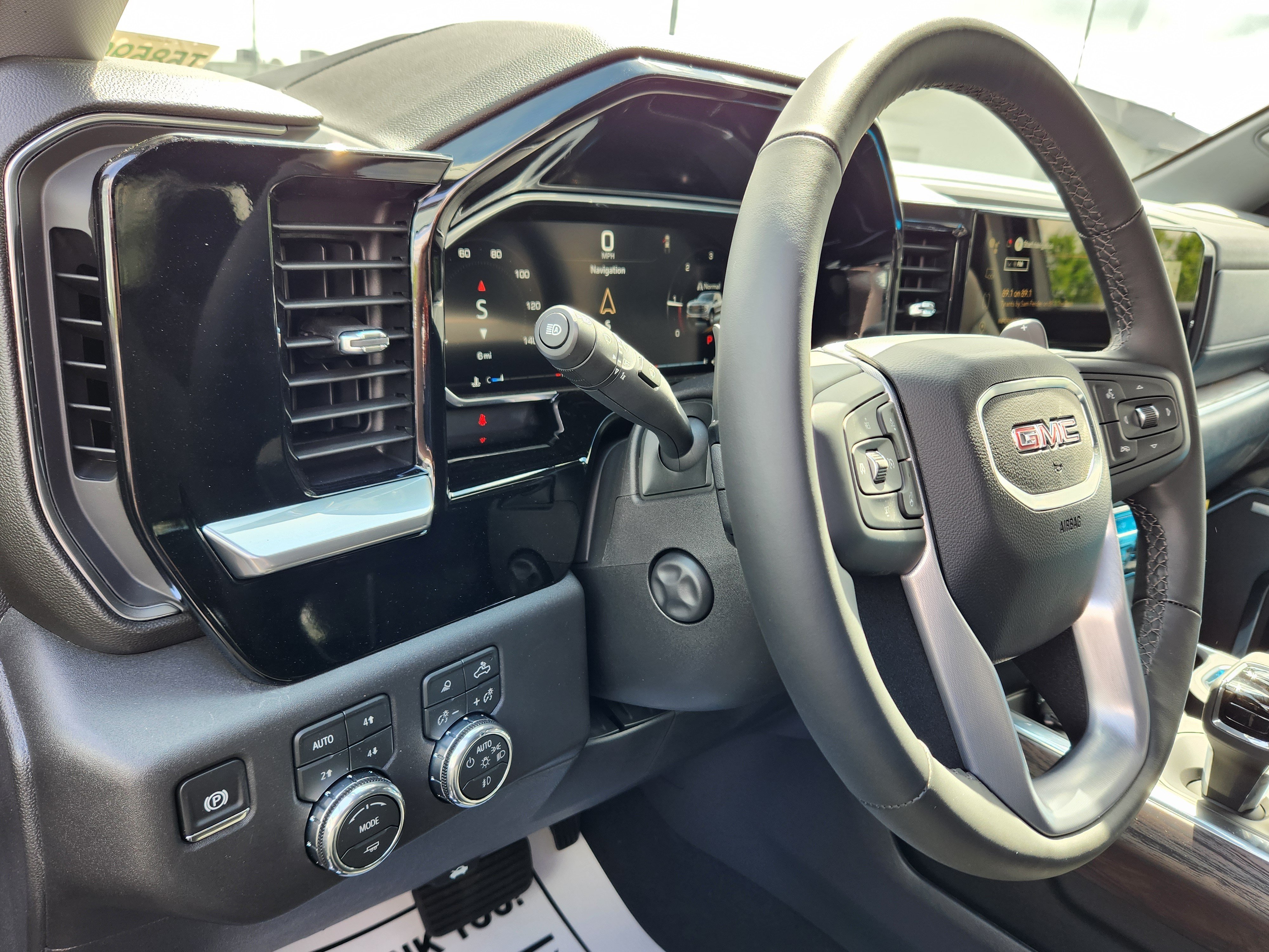 New 2026 GMC Sierra 1500 SLT w/ SLT Premium Plus Package AWD/4WD image 16