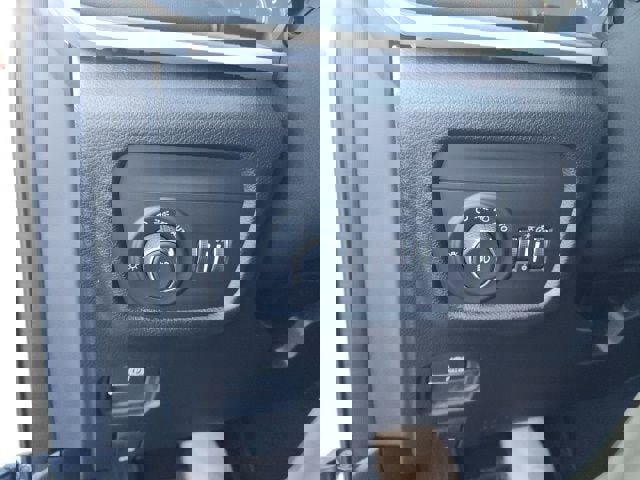 New 2025 Jeep Grand Cherokee Limited image 17