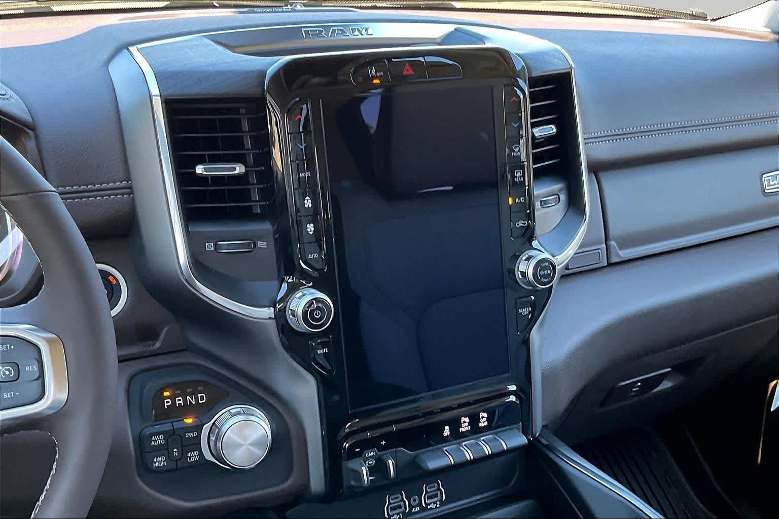 New 2027 RAM 1500 Laramie AWD/4WD image 6
