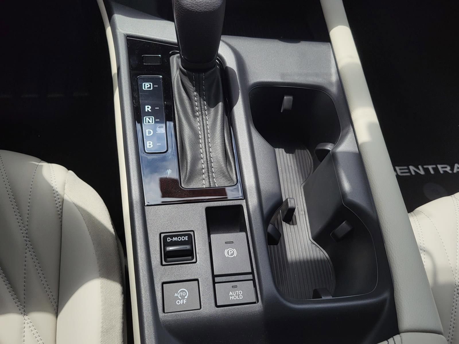 New 2026 Nissan Sentra SL FWD image 24