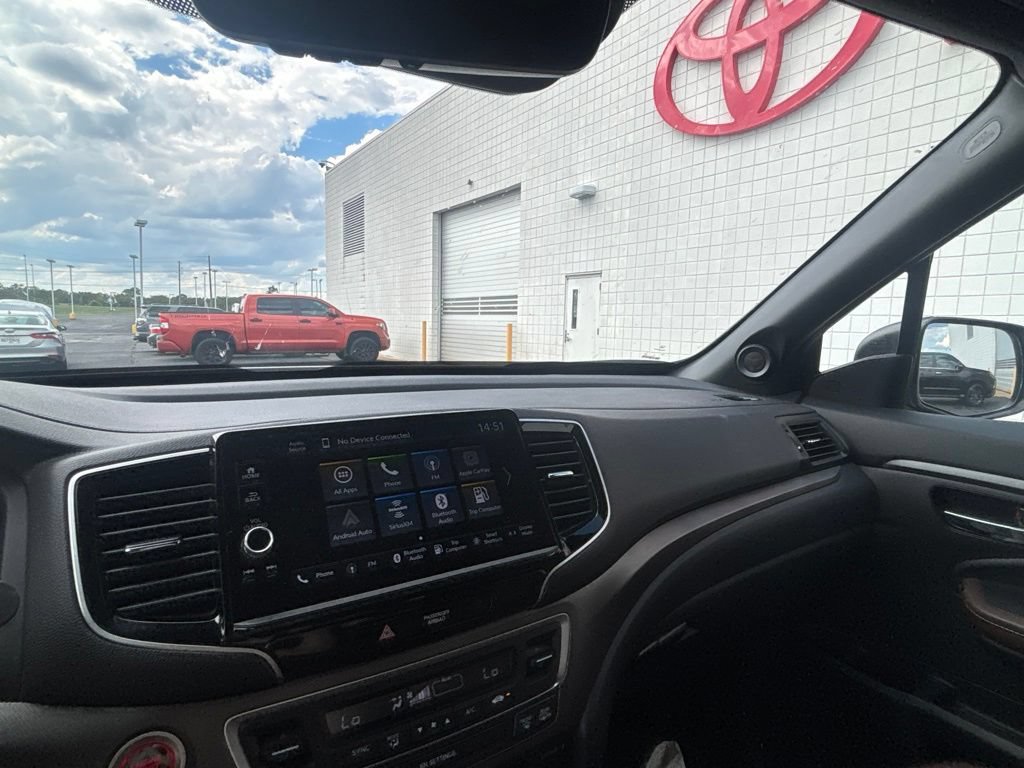 Used 2025 Honda Ridgeline RTL image 16